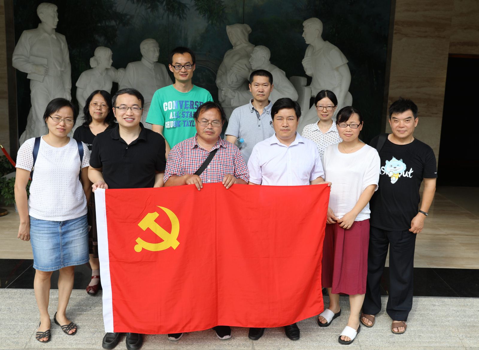 学习陈云五种精神，争做“两学一做”先锋 ——计算机科学与软件工程学院师生党员赴陈云纪念馆参观学习
