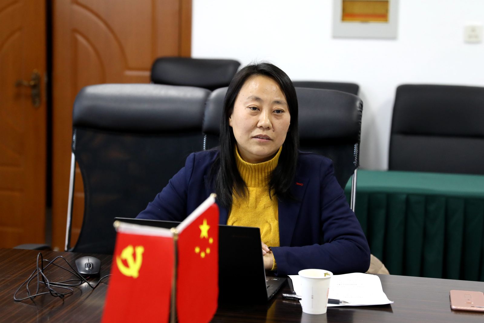 以党建述职评议为抓手，将全面从严治党落到实处 ——计算机科学与软件工程学院基层党支部书记述职交流会