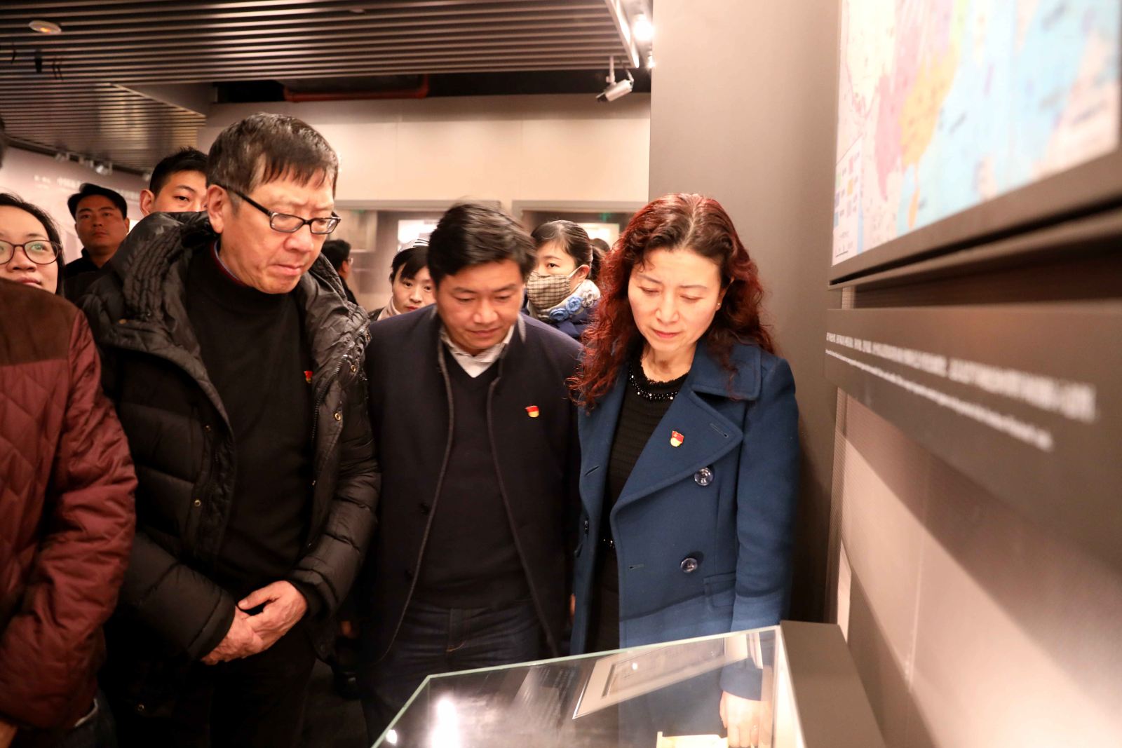 不忘初心，继续前行——计算机科学与软件工程学院党委委员瞻仰中共一大会址重温入党誓词