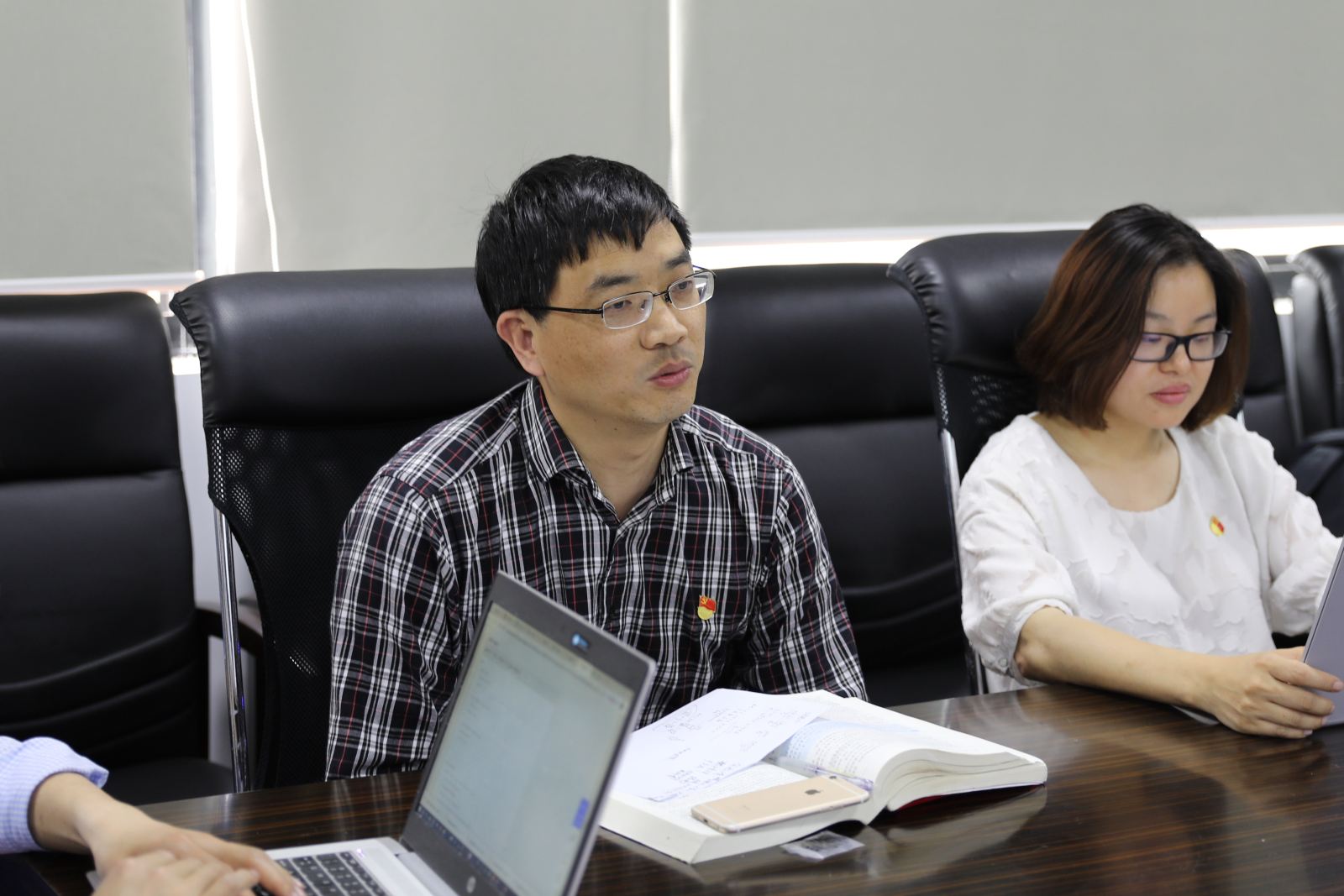 重温五四岁月，勇担科技重任——软件科学与技术系党支部、软件低年级本科生党支部联合组织生活