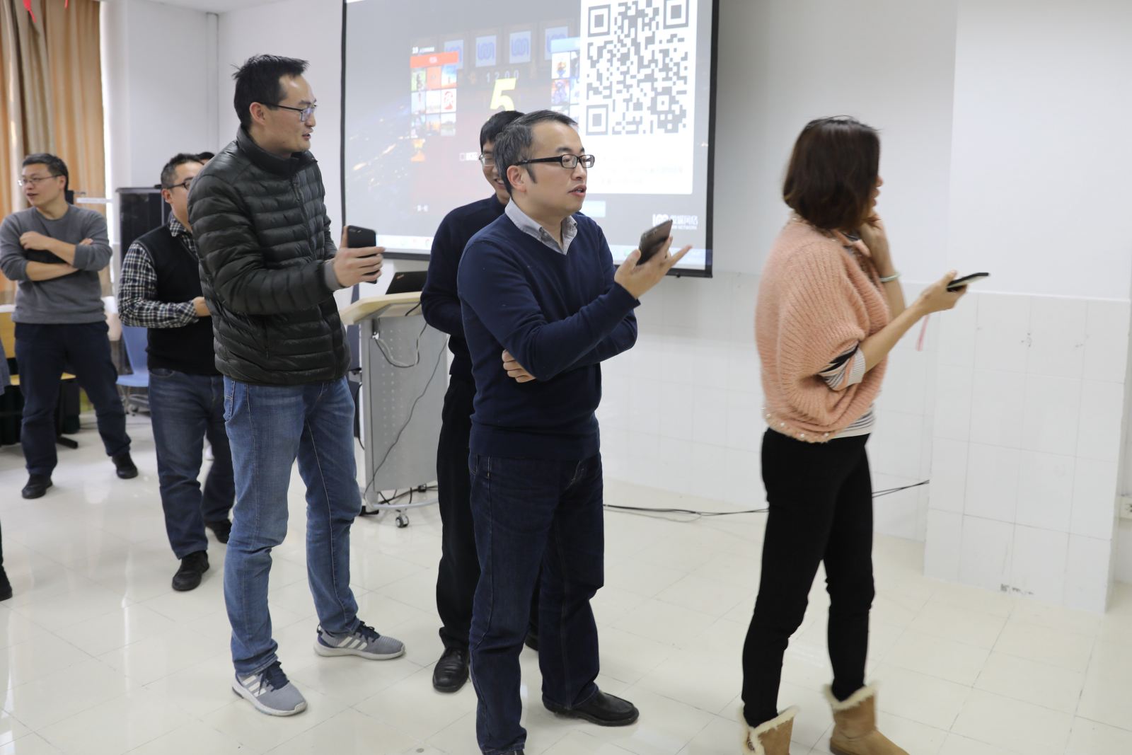 知否知否，计软学院新老教师共度2019新年茶话会！