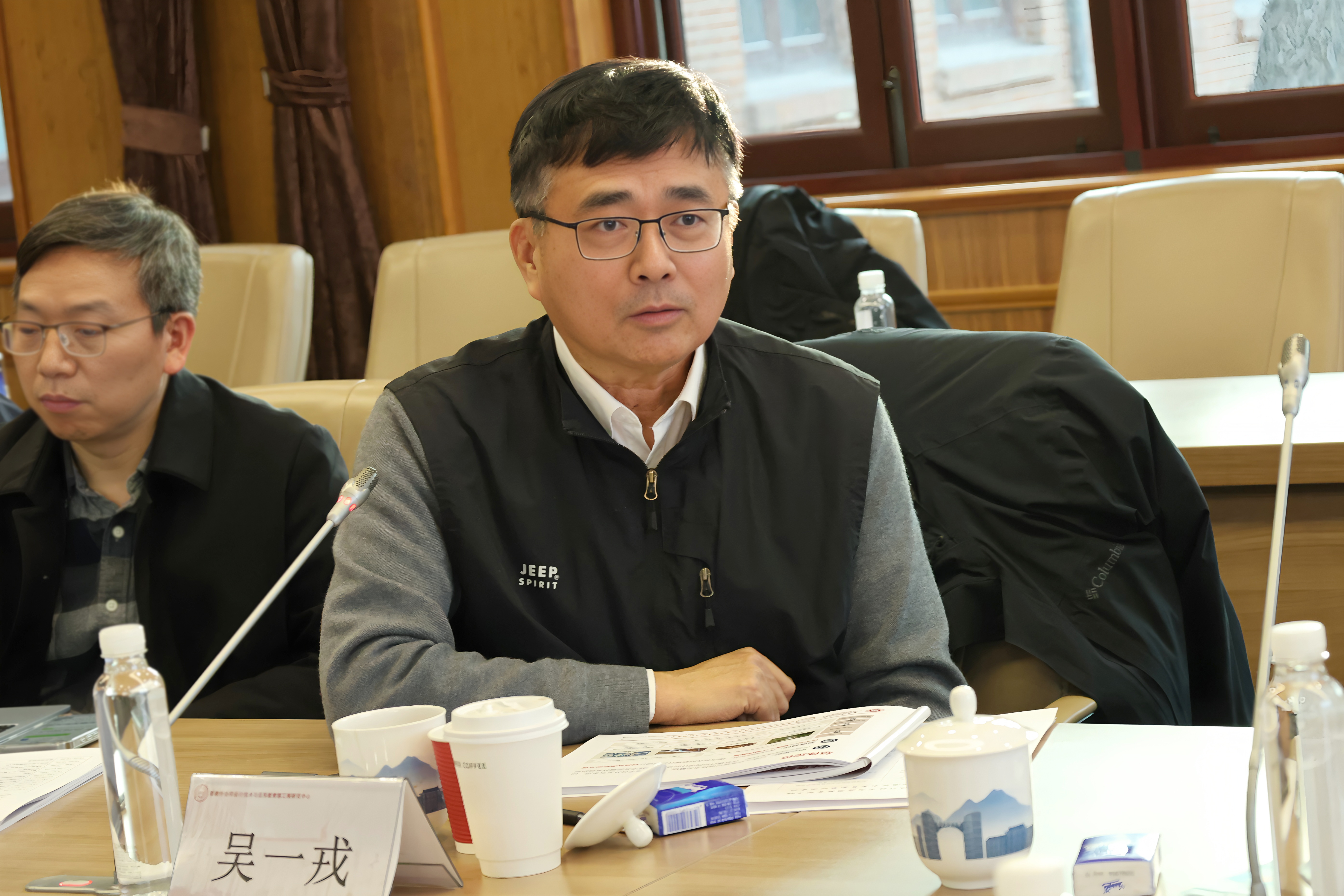 吴一戎 拷贝_副本.jpg