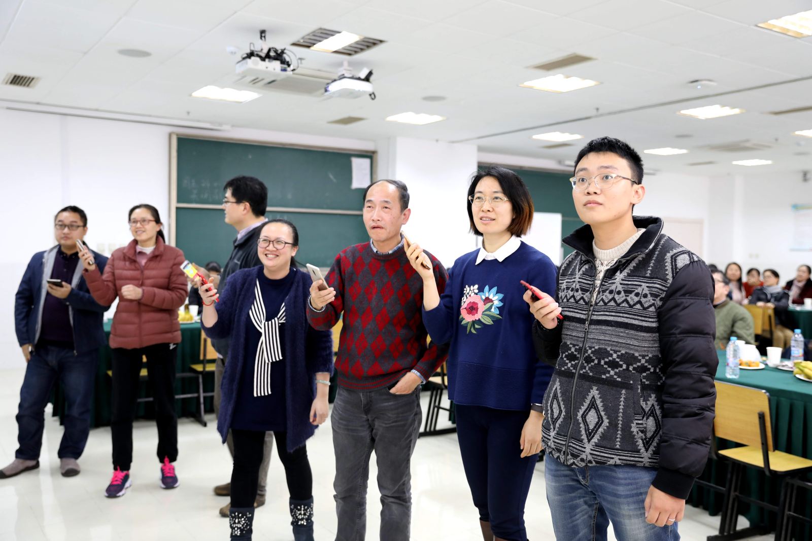  新年了，让我们玩一场新媒体游戏！